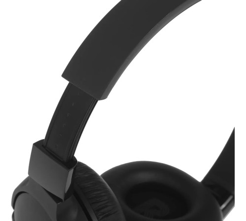Беспроводные наушники JBL Tune 670NC, черный