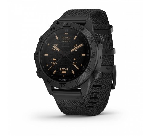Умные часы Garmin MARQ Commander (Gen 2) Carbon Edition EU
